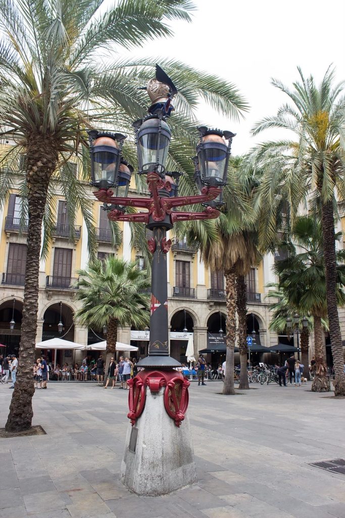 Stroll Through Plaça Reial and Discover Antoni Gaudí’s First Works