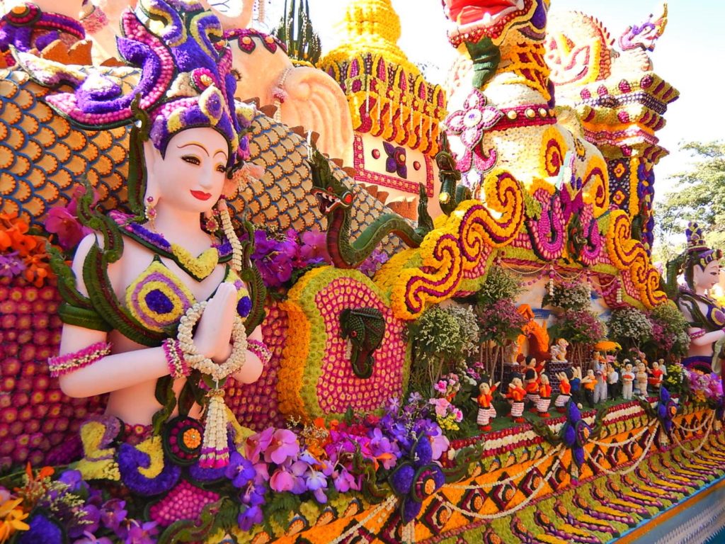 Flower-Festival-parade-float-Chiang-Mai-Thailand 