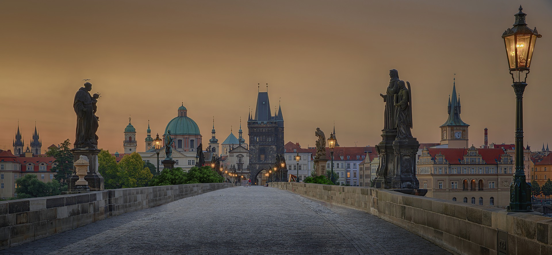 prague-charles-bridge